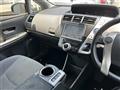 2012 Toyota PRIUS α