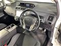 2015 Toyota PRIUS α