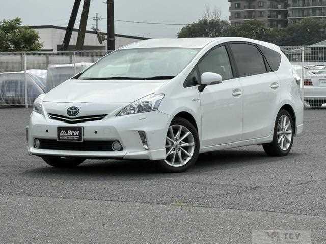 2011 Toyota PRIUS α