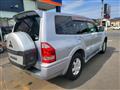 2005 Mitsubishi Pajero