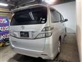 2011 Toyota Vellfire