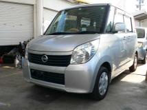 2013 Nissan ROOX