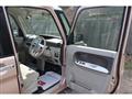 2016 Daihatsu Tanto
