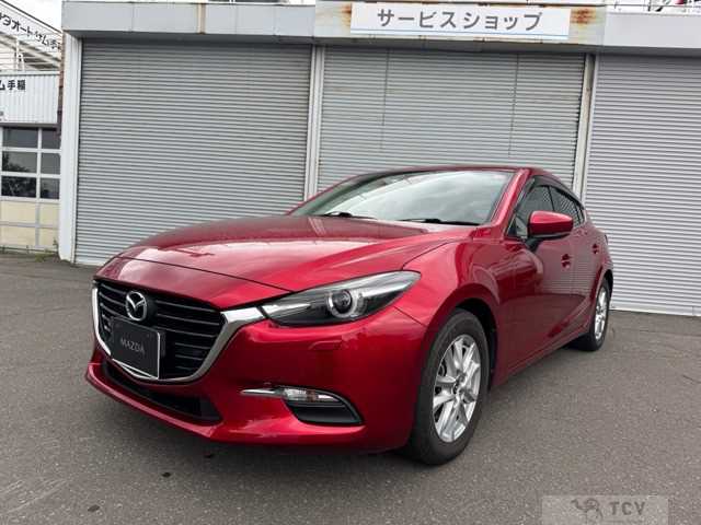 2017 Mazda Axela