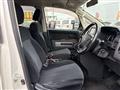 2010 Mitsubishi Delica D5