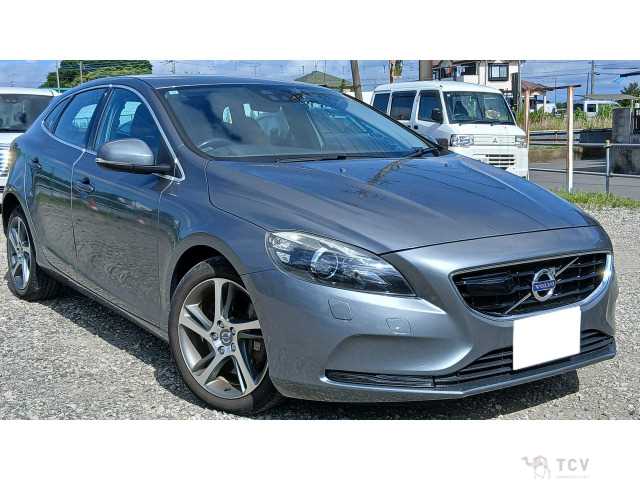 2015 Volvo V40