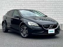 2019 Volvo V40