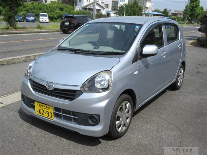 2016 Daihatsu Mira Es