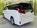 2022 Toyota Alphard Hybrid