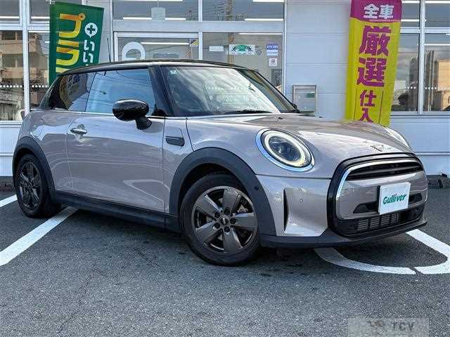 2022 BMW MINI
