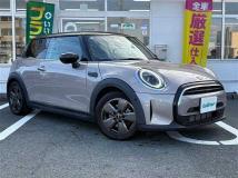 2022 BMW MINI