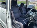 2009 Nissan Serena