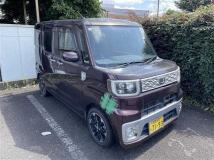 2015 Daihatsu WAKE