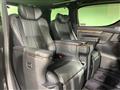 2021 Toyota Alphard Hybrid