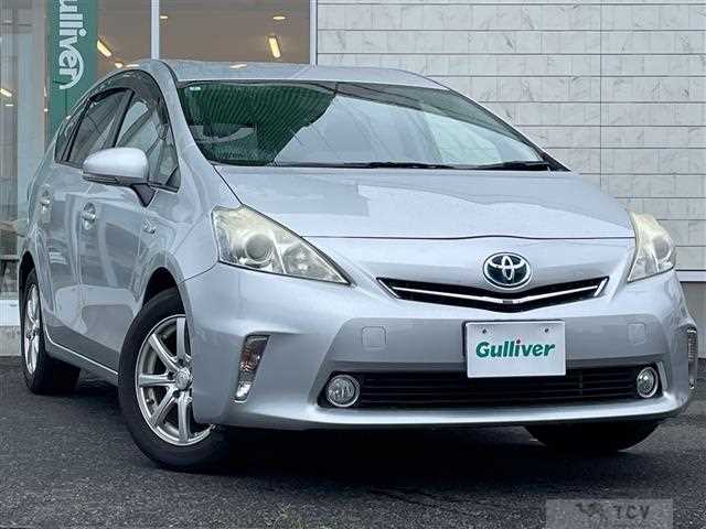 2012 Toyota PRIUS α