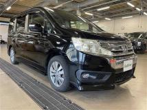 2013 Honda Step WGN