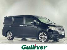 2013 Honda Step WGN