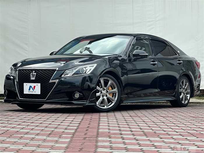 2013 Toyota Crown