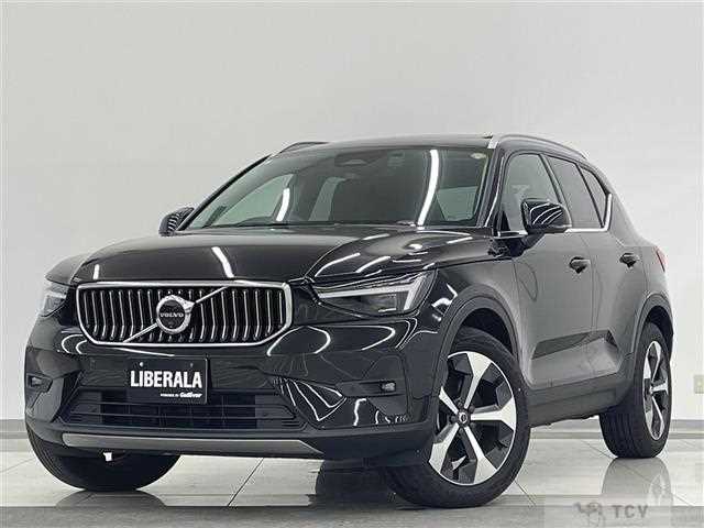 2023 Volvo XC40