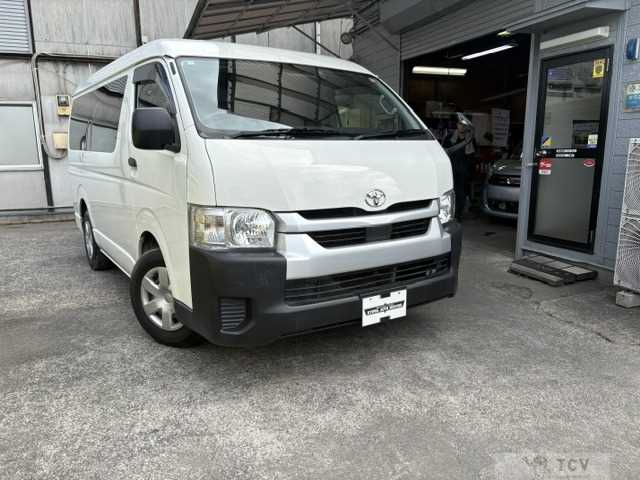 2020 Toyota Hiace Wagon