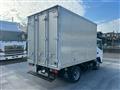 2017 Mitsubishi Canter