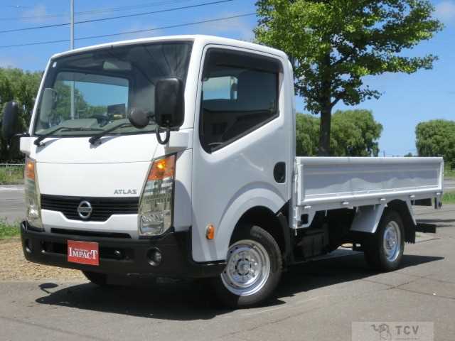 2012 Nissan Atlas