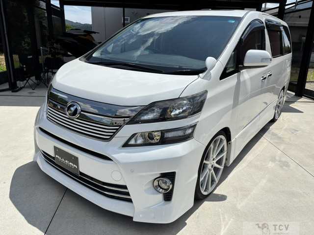 2014 Toyota Vellfire