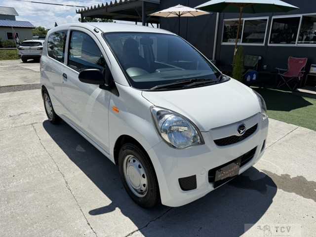 2016 Daihatsu Mira