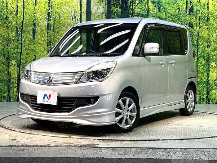 2013 Mitsubishi Delica D2