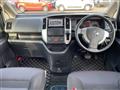 2009 Nissan Serena