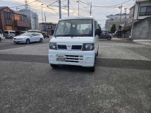 2010 Nissan Clipper Van