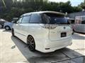 2013 Toyota Estima Hybrid