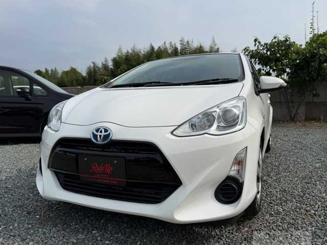 2015 Toyota AQUA