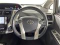 2011 Toyota PRIUS α