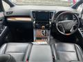 2016 Toyota Alphard Hybrid