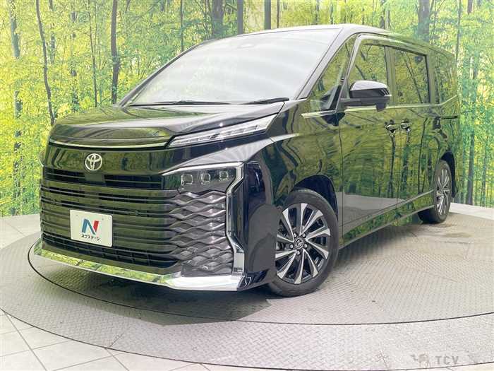 2022 Toyota Voxy