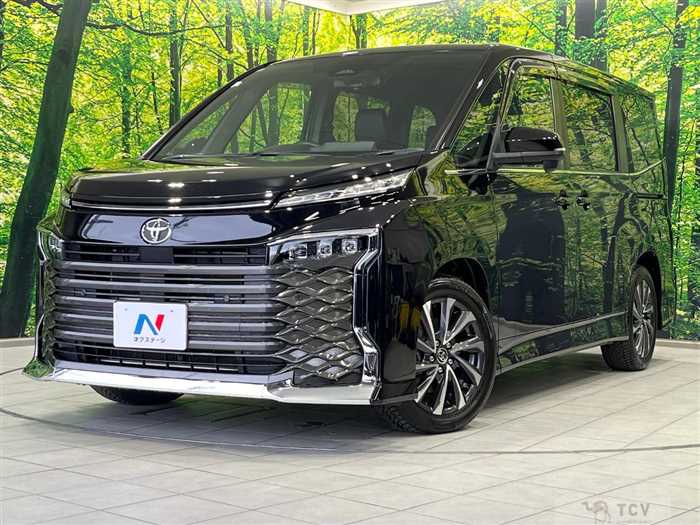 2022 Toyota Voxy