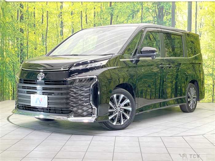 2023 Toyota Voxy