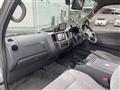 2006 Nissan Caravan