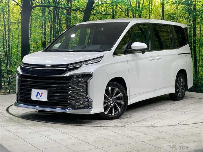 2023 Toyota Voxy
