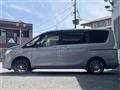 2011 Nissan Serena