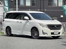 2013 Nissan Elgrand