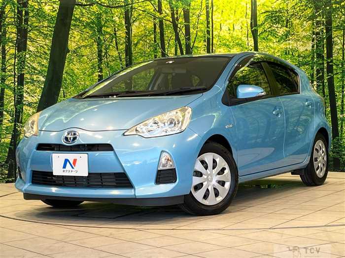 2012 Toyota AQUA
