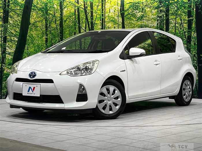 2013 Toyota AQUA