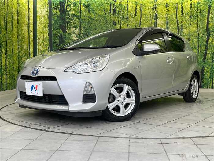 2013 Toyota AQUA