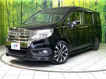 2014 Honda Step WGN