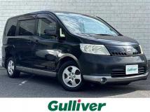 2006 Nissan Serena