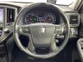 2014 Toyota Crown Hybrid