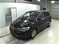 2017 Volkswagen Golf Touran