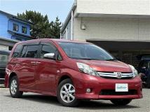 2014 Toyota Isis